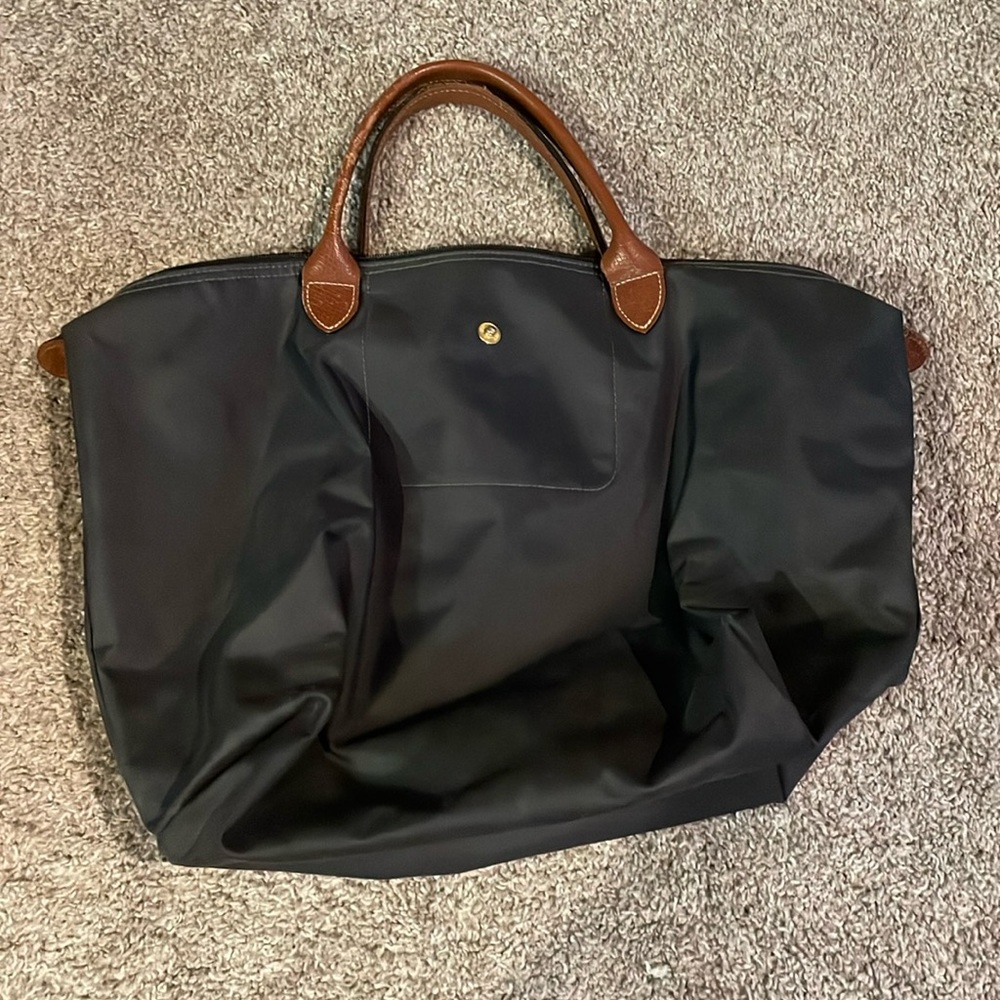 Charcoal Grey medium size, short handle Longchamp purse